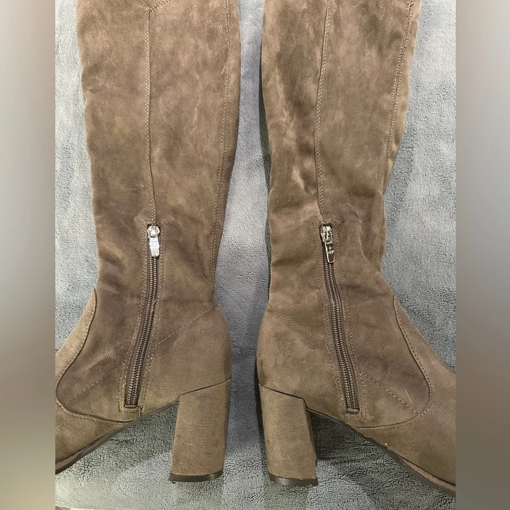 Marc Fisher 20 inch high over the knee brown suede boots size 6.5
